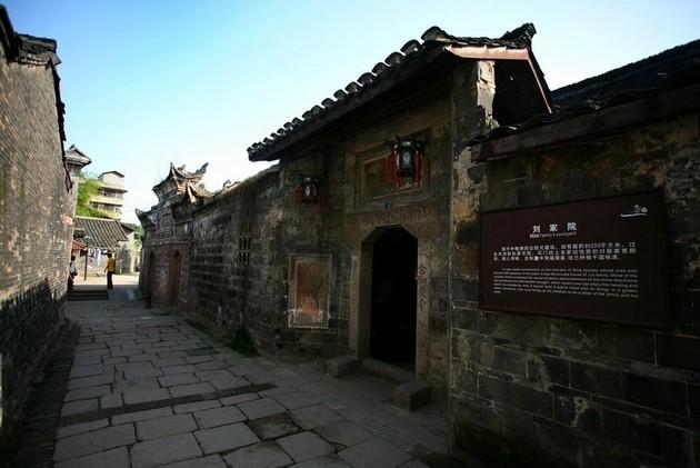 于正：最爱的女人是李一桐，但当初为何力挺她退出《武庚纪》？